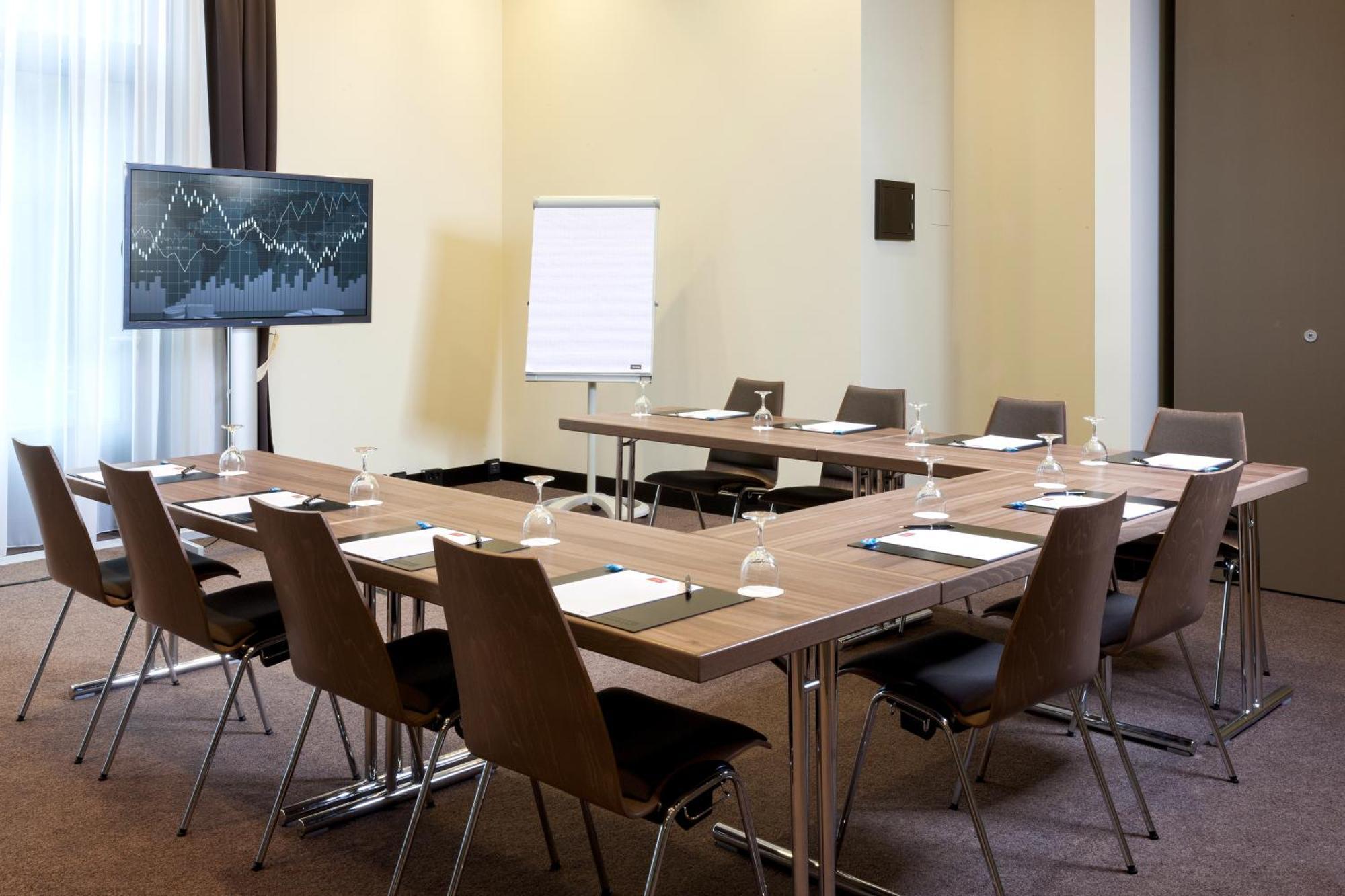 Steigenberger Parkhotel Брауншвайг Екстериор снимка